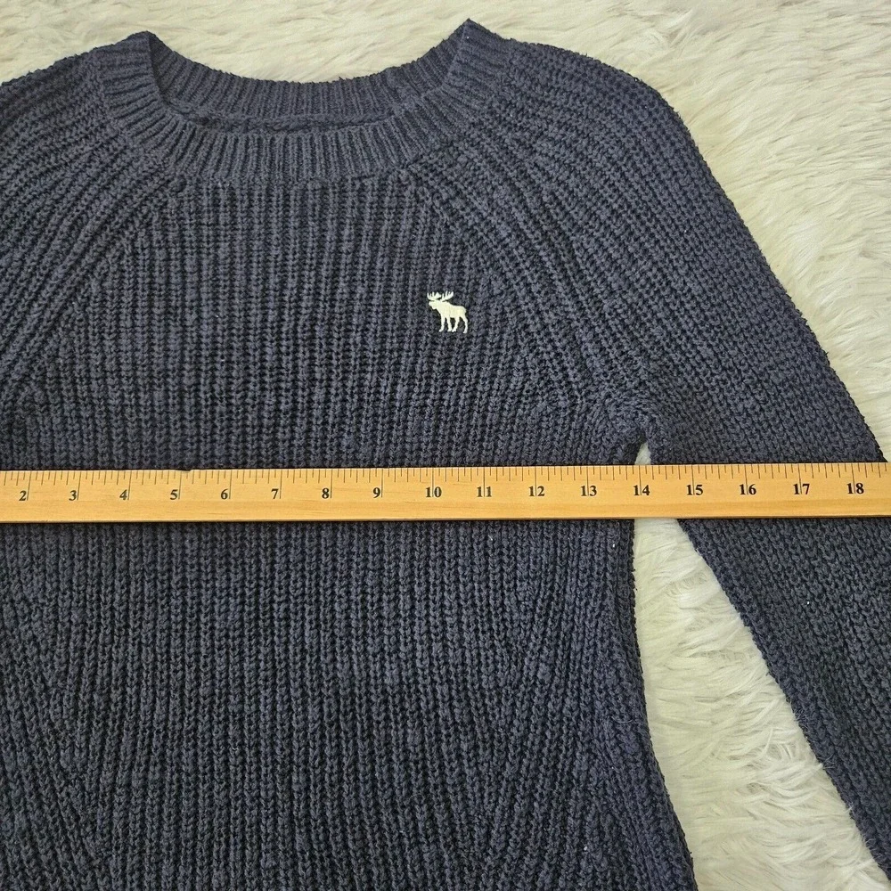 Abercrombie & Fitch Women's Sz S Y2K Style Navy Blue Preppy‎ Knit Logo Sweater